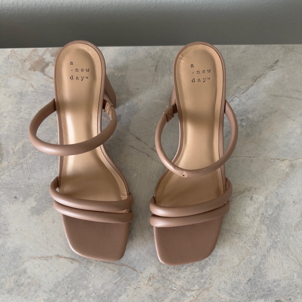 A New Day Women's Brown Strappy Sandals